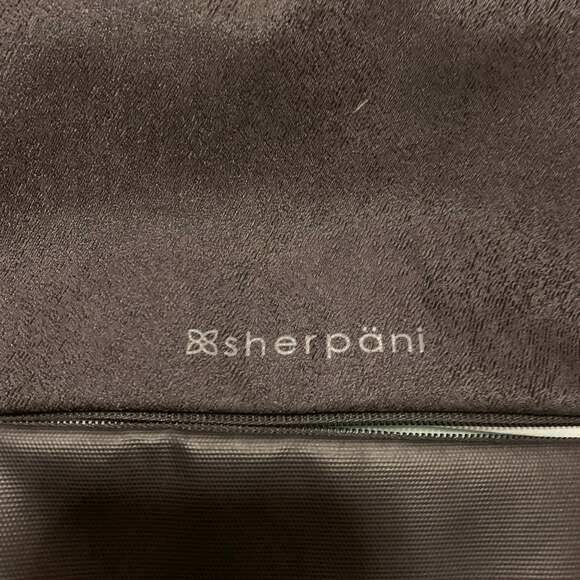 Sherpani Vale Anti-Theft Crossbody Tote & Shoulder Bag - Picture 2 of 6